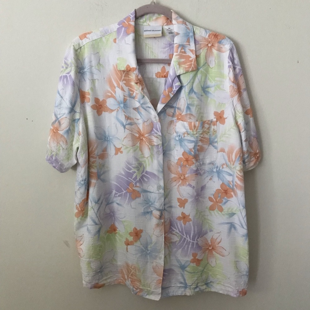 Short Sleeve Pastel Floral Button Down Shirt